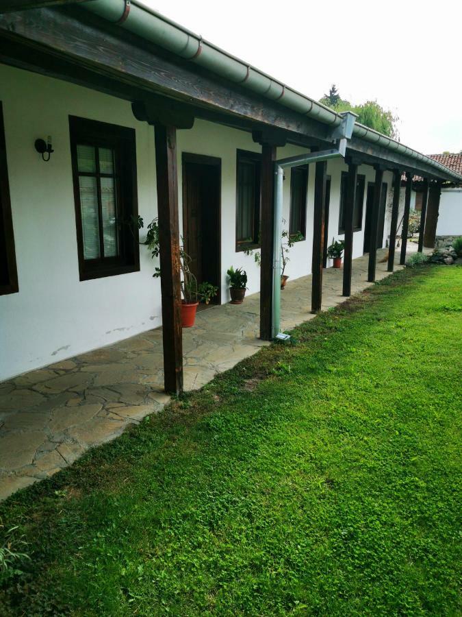 Комплекс Валера Hotel Gabarevo Exterior foto